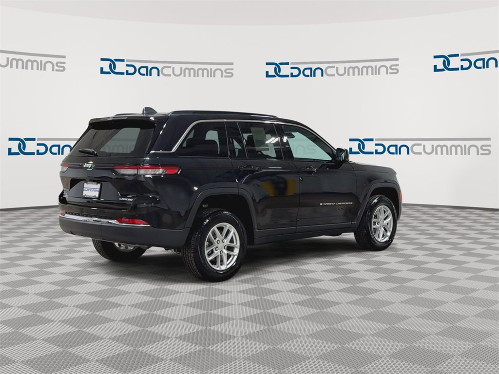 Used 2025 Jeep Grand Cherokee Laredo X w/ Luxury Tech Group I image 8