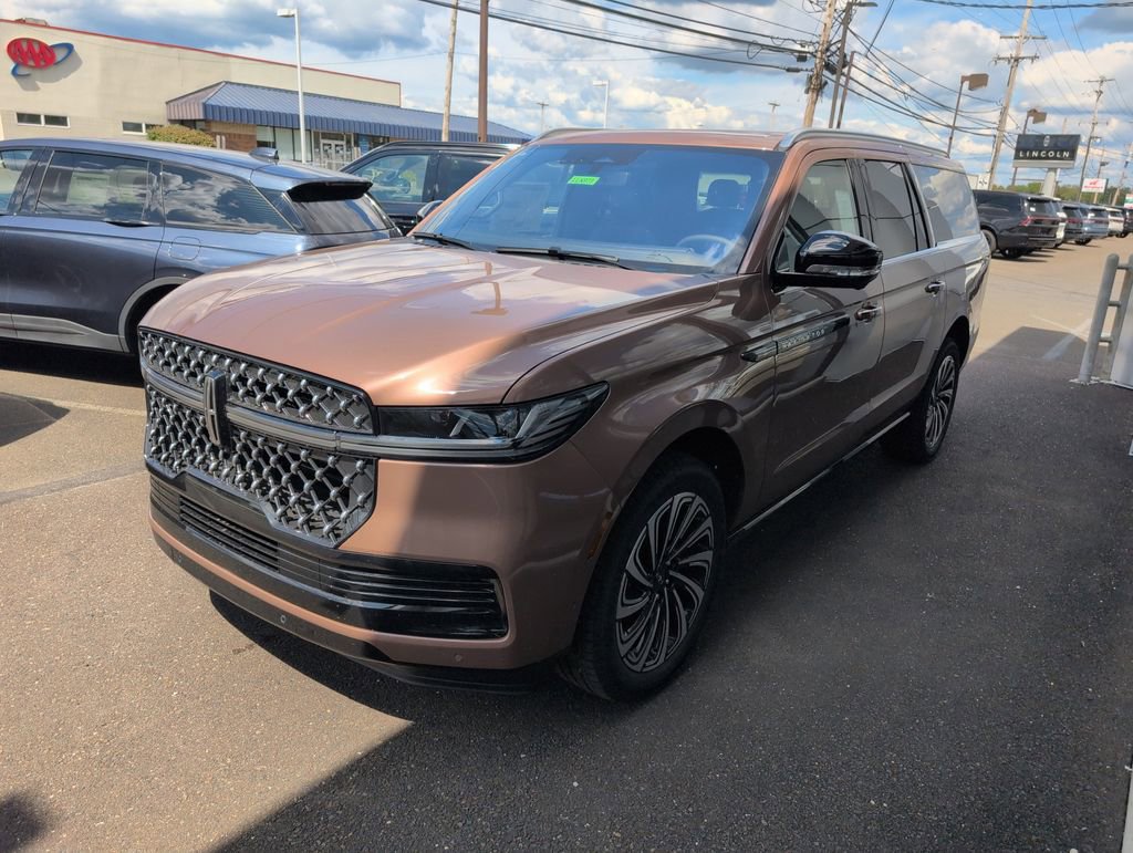 New 2025 Lincoln Navigator L Black Label image 2