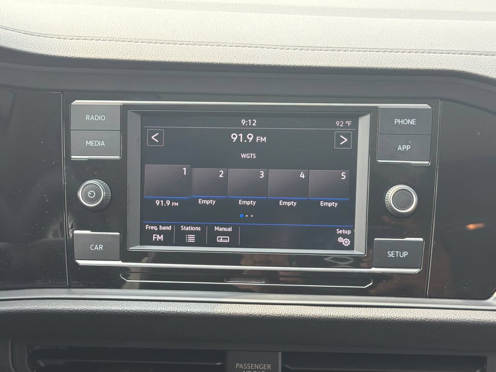 Used 2019 Volkswagen Jetta SE FWD image 12