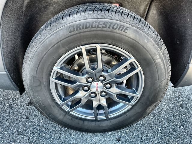 Certified 2026 GMC Acadia Elevation AWD/4WD image 19