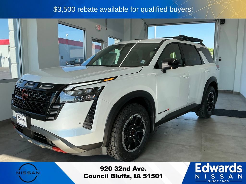 New 2026 Nissan Pathfinder Rock Creek w/ Rock Creek Premium Package AWD/4WD image 3