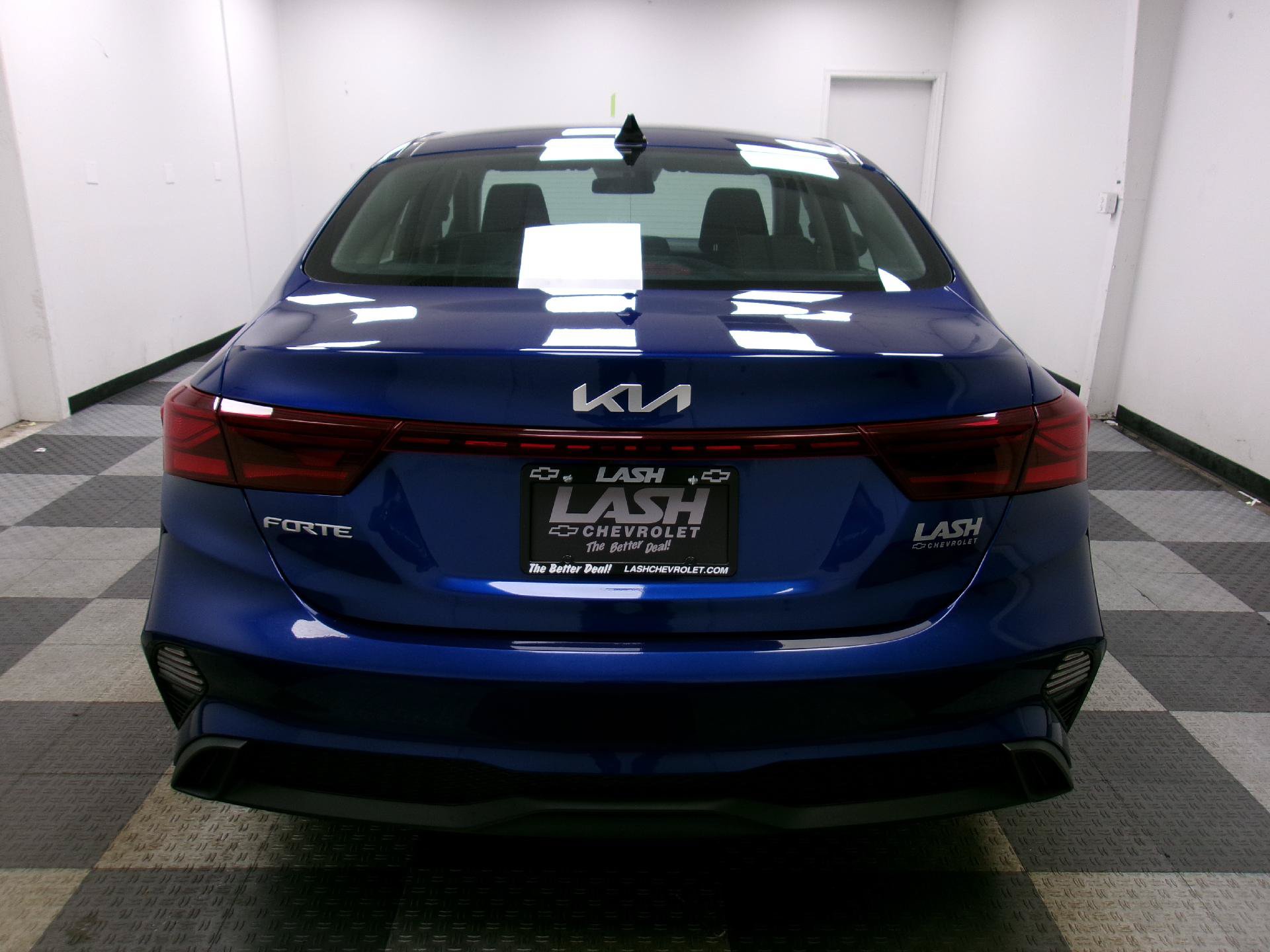 Used 2022 Kia Forte LXS FWD image 12