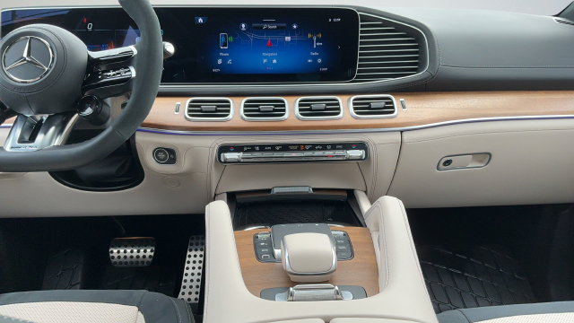 Certified 2025 Mercedes-Benz GLE 53 AMG 4MATIC Coupe image 9