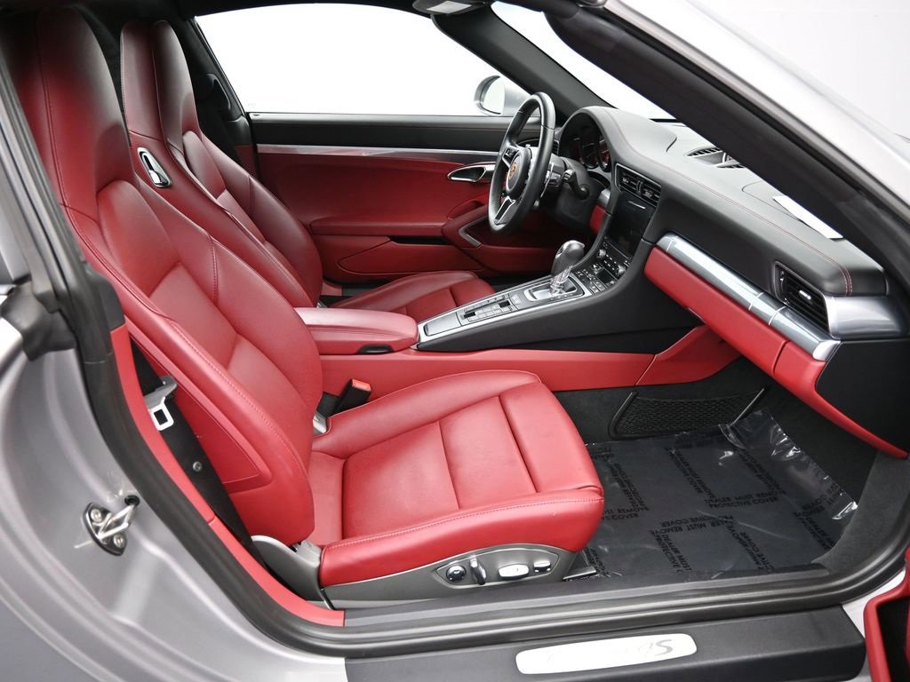 Used 2019 Porsche 911 Targa 4S image 24