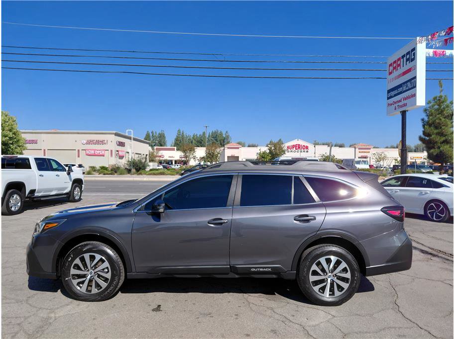 Used 2022 Subaru Outback Premium image 23