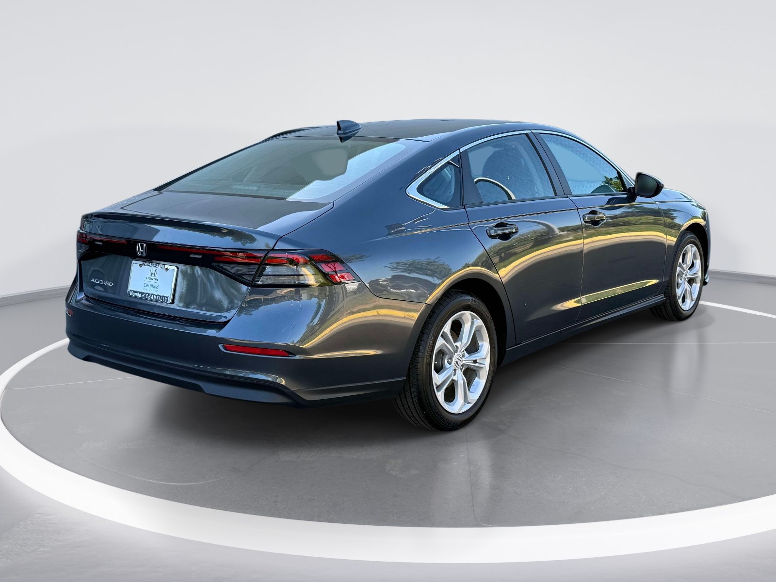 Certified 2025 Honda Accord LX image 2