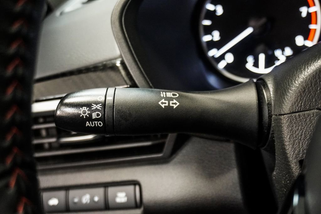 Used 2024 Nissan Altima 2.5 SR w/ SR Premium Package image 21