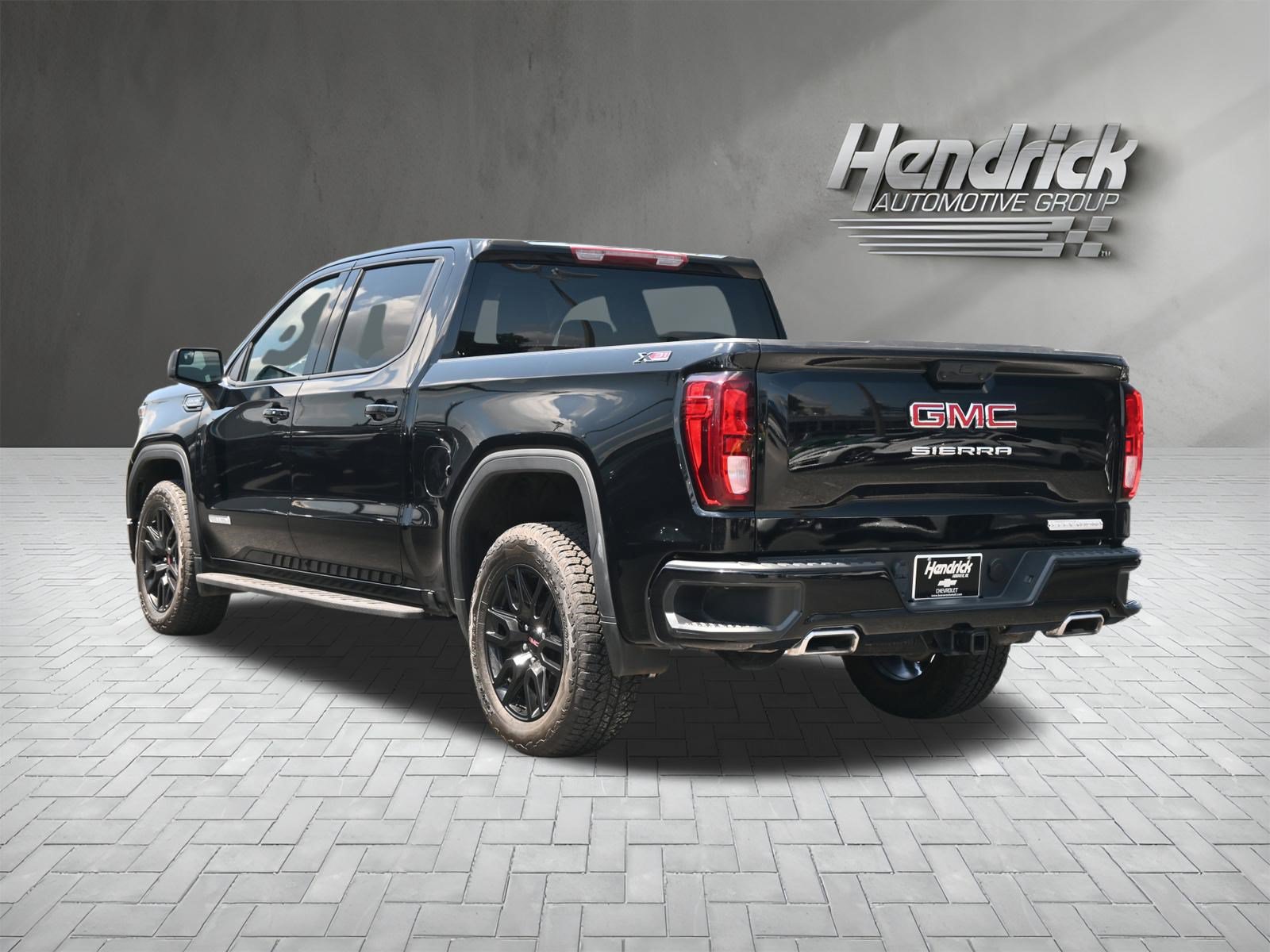 Used 2024 GMC Sierra 1500 Elevation w/ X31 Off-Road Package AWD/4WD image 8