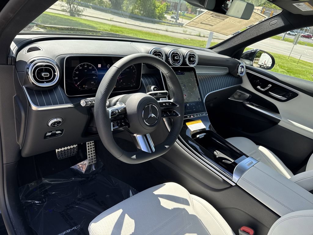 New 2025 Mercedes-Benz GLC 300 4MATIC image 13