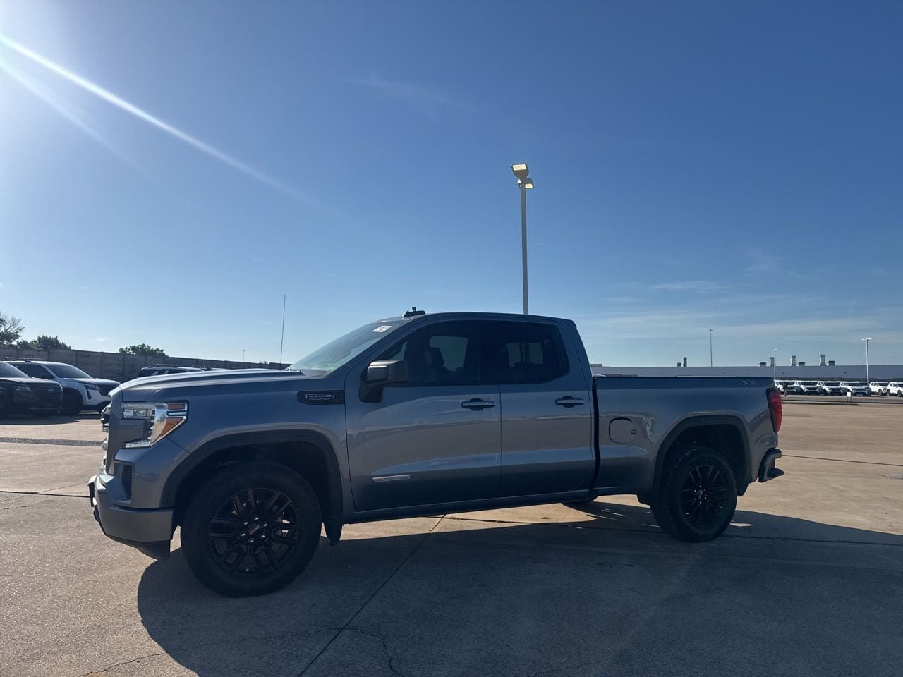 Used 2021 GMC Sierra 1500 Elevation w/ Preferred Package AWD/4WD image 12