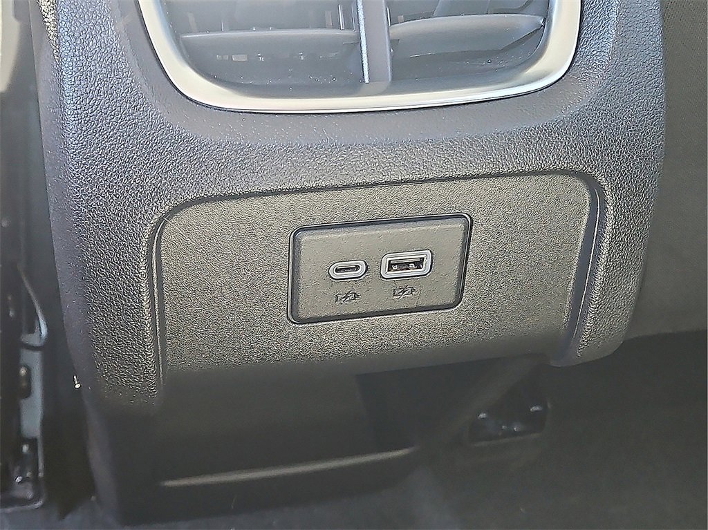 Used 2022 Chevrolet Blazer LT image 14