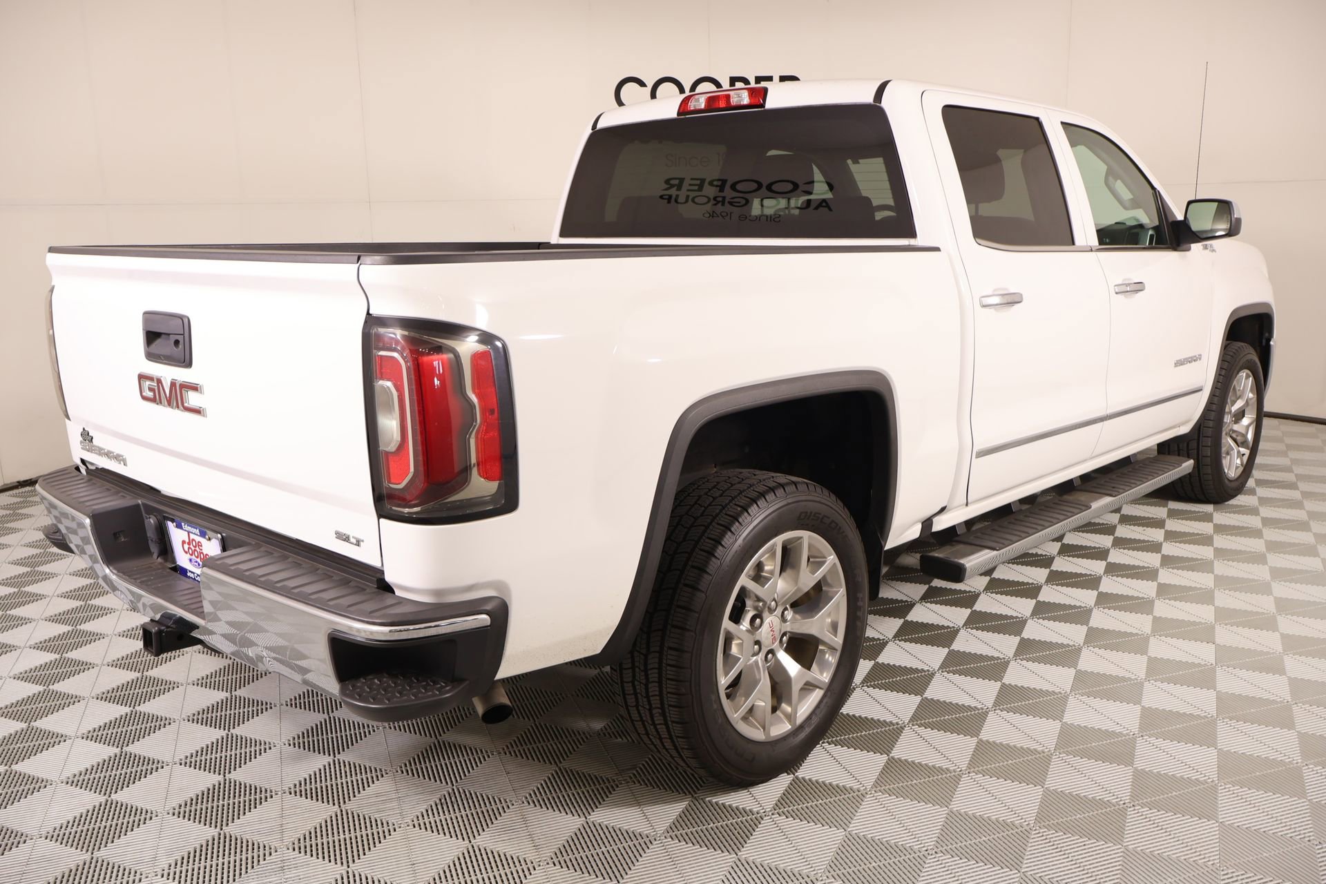 Used 2018 GMC Sierra 1500 SLT w/ SLT Premium Package AWD/4WD image 20