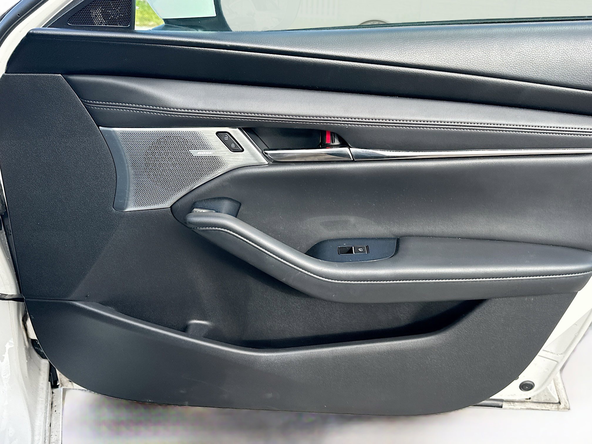 Used 2019 MAZDA MAZDA3 Sedan w/ Preferred Package image 32