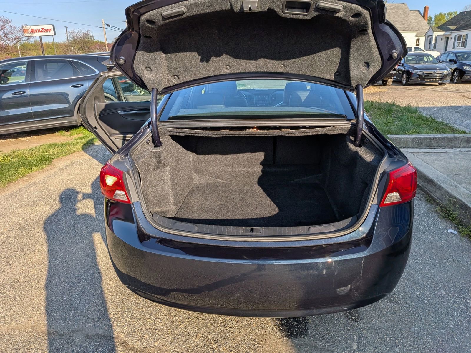 Used 2018 Chevrolet Impala LT image 28