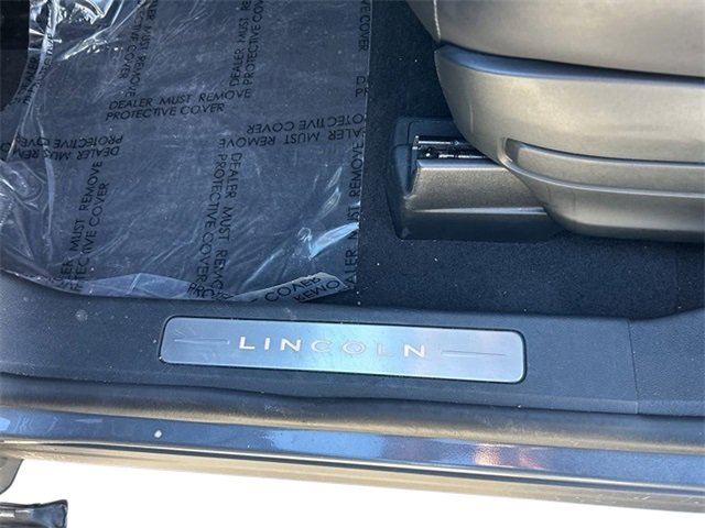 Certified 2023 Lincoln Aviator Reserve w/ Equipment Group 201A image 24