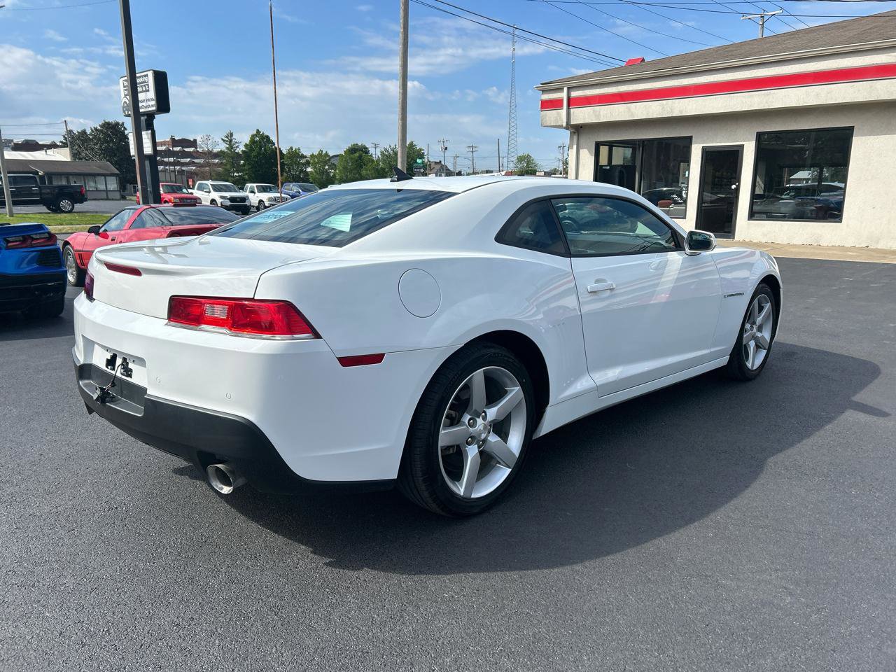 Used 2015 Chevrolet Camaro LT RWD image 5