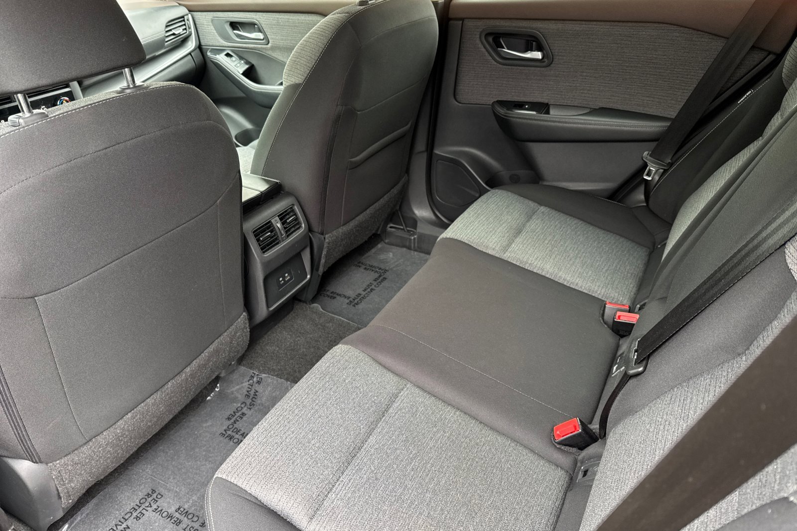 Certified 2023 Nissan Rogue SV image 13