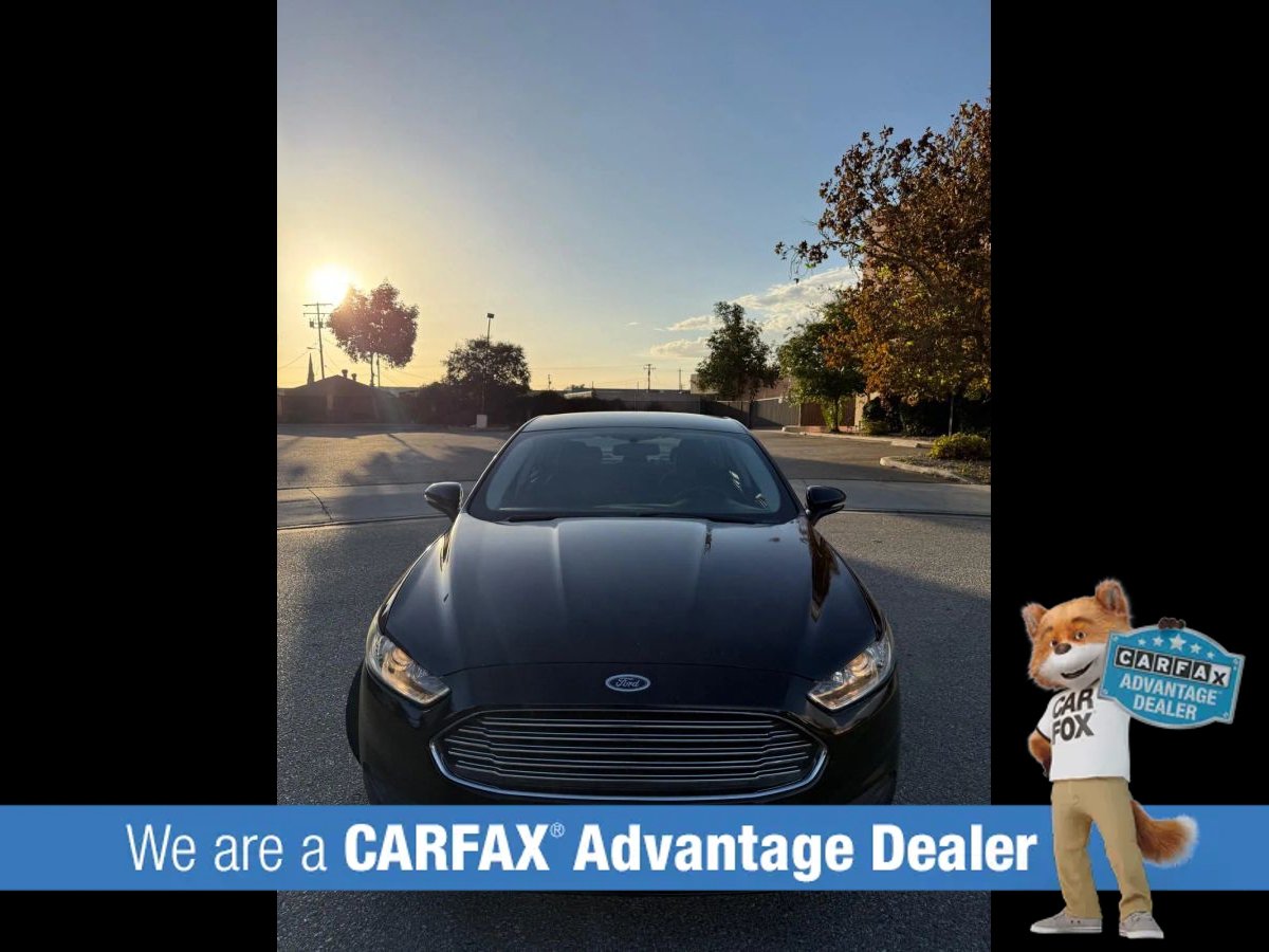 Used 2016 Ford Fusion SE FWD image 14