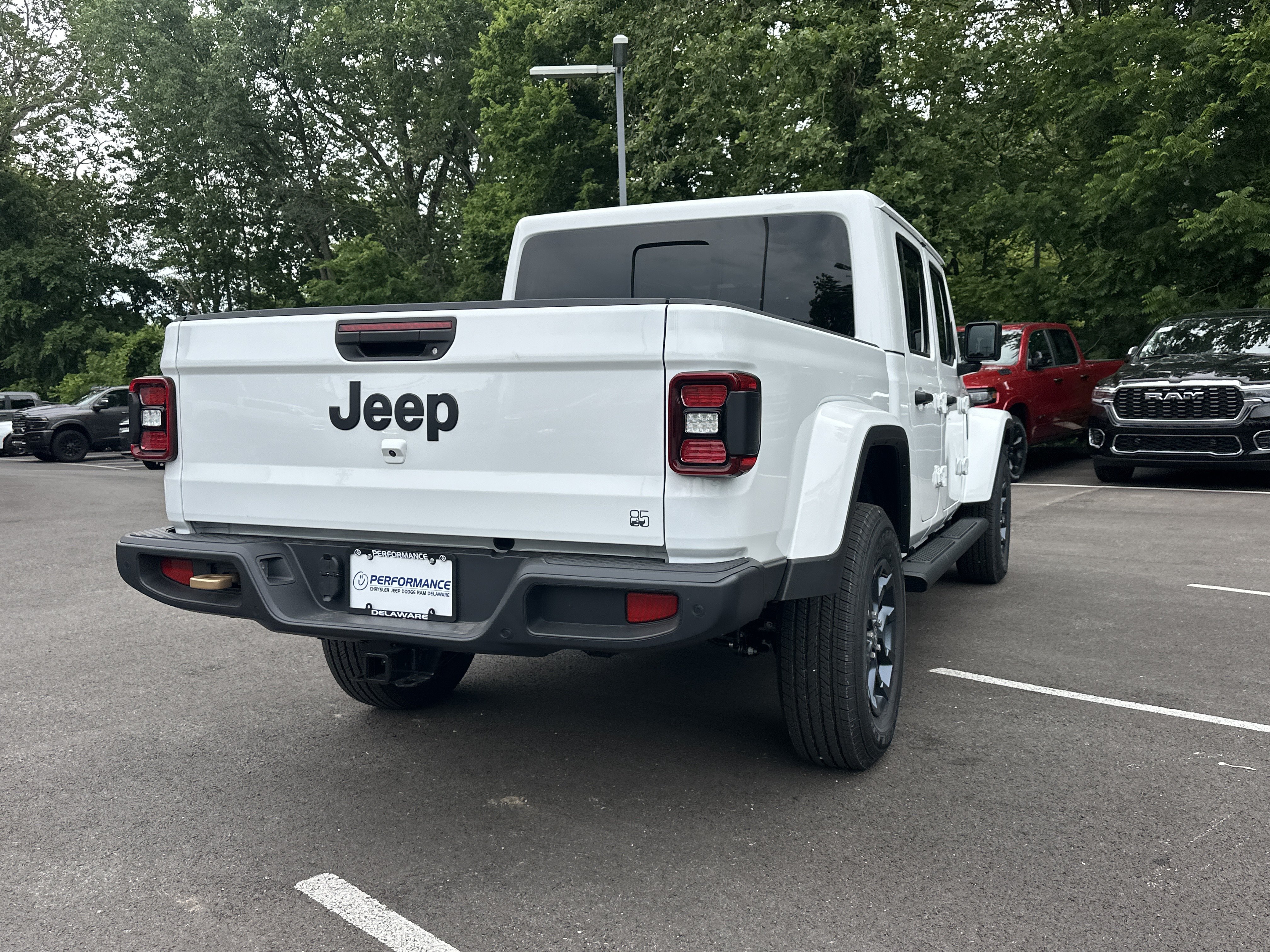 New 2026 Jeep Gladiator Sport AWD/4WD image 15