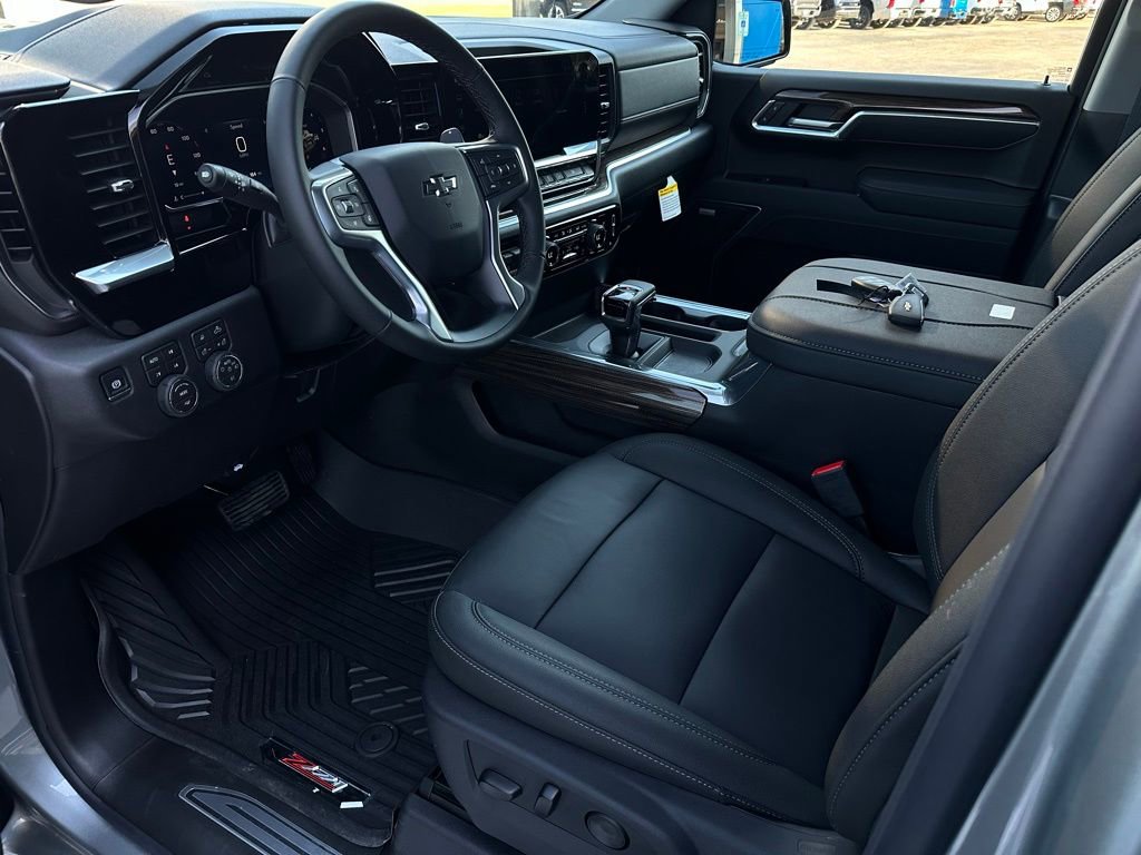 New 2026 Chevrolet Silverado 1500 RST w/ RST All Star Premium Package AWD/4WD image 14