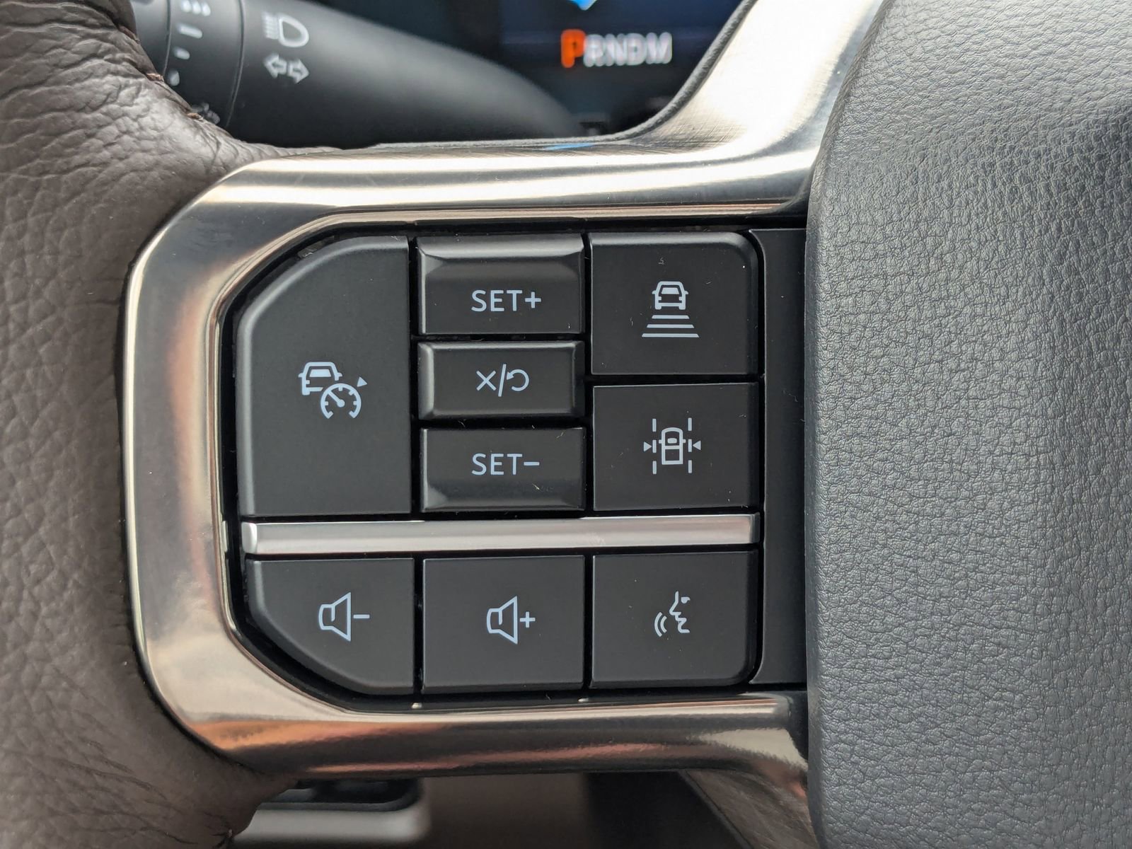 New 2025 Ford F350 King Ranch w/ Chrome Package image 28