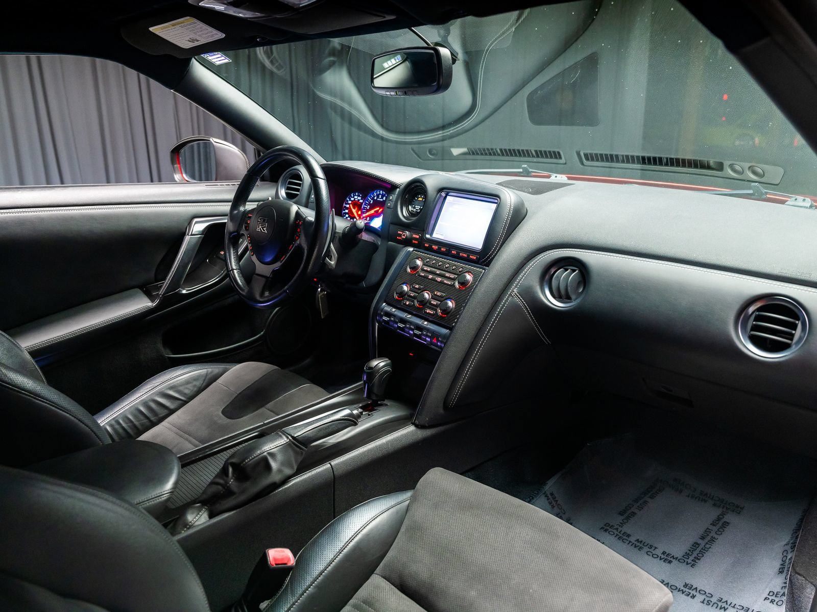 Used 2014 Nissan GT-R Premium AWD/4WD image 71