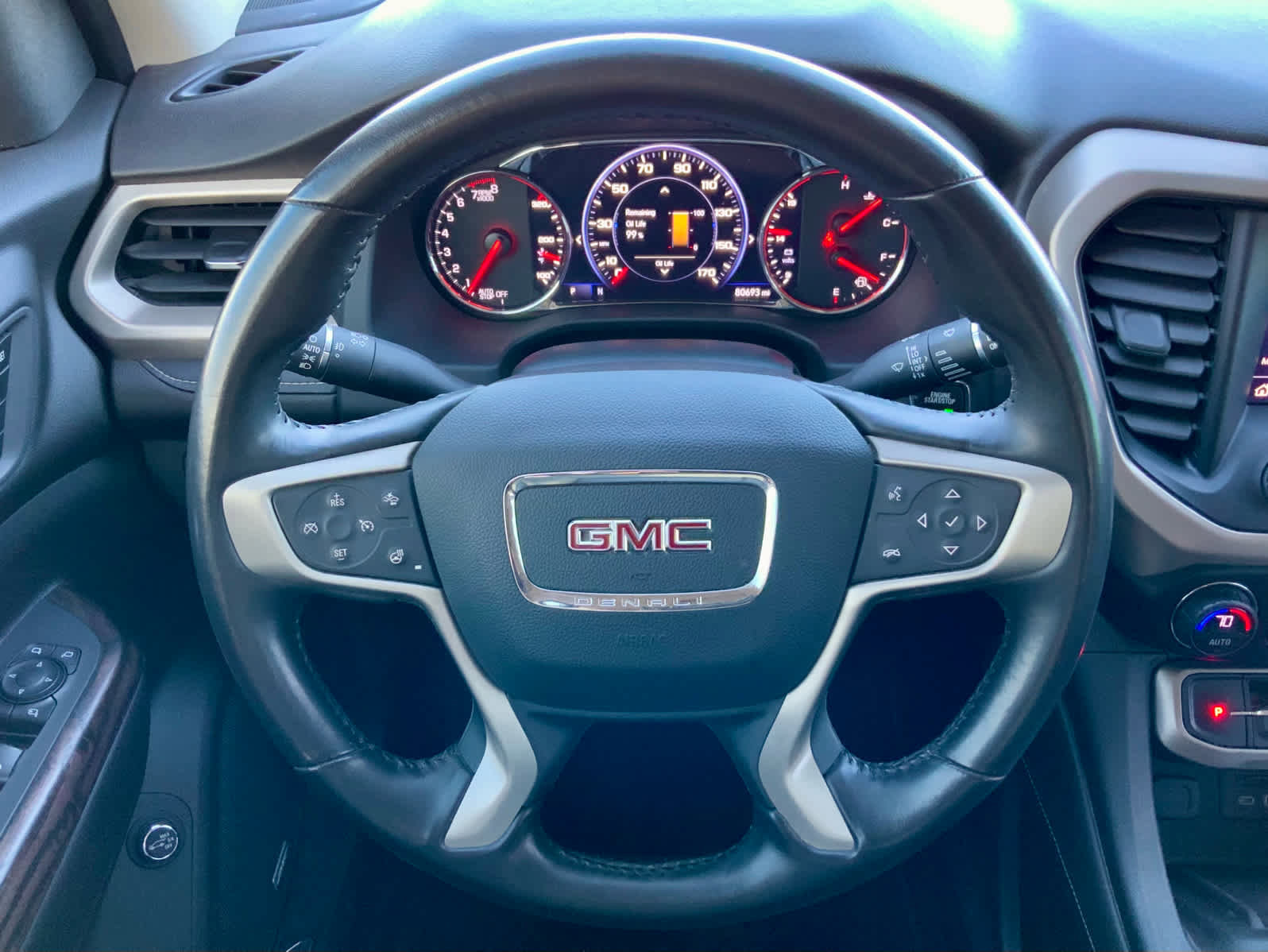 Used 2020 GMC Acadia Denali w/ Denali Ultimate Package image 40