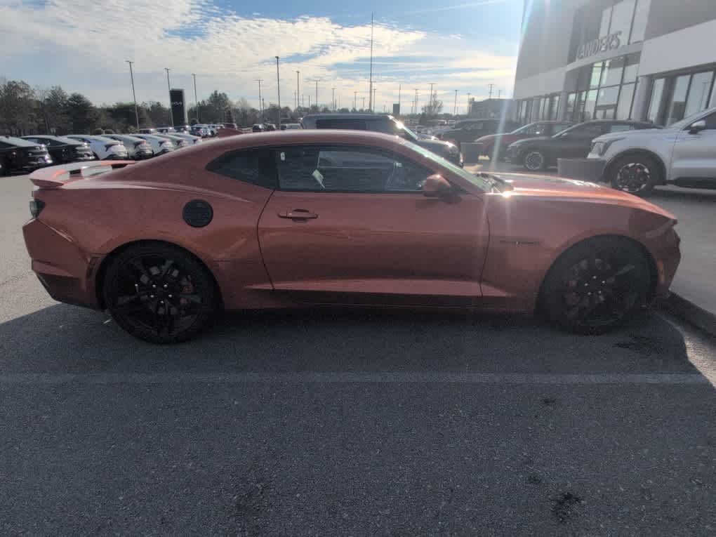 Used 2023 Chevrolet Camaro SS w/ Design Package 2 image 5