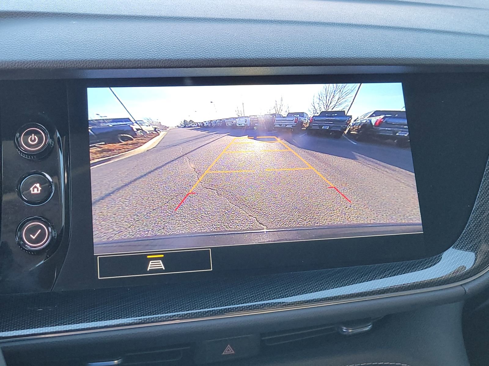 Used 2023 Buick Envision Essence image 14