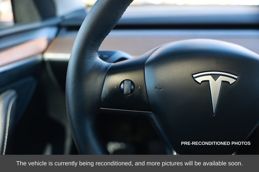 Used 2023 Tesla Model Y Long Range image 19
