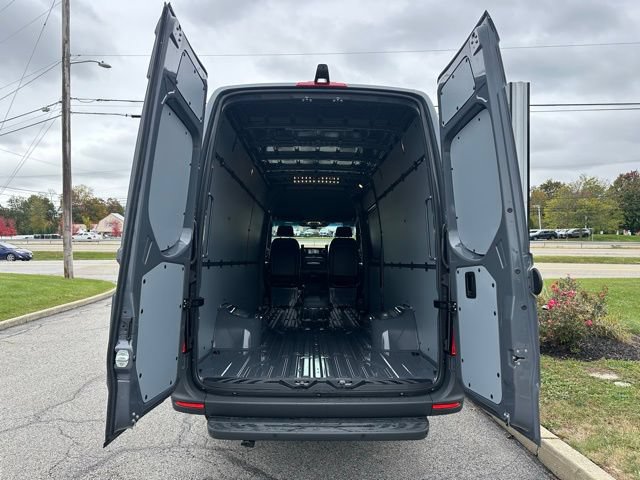 Used 2026 Mercedes-Benz Sprinter 3500 image 28