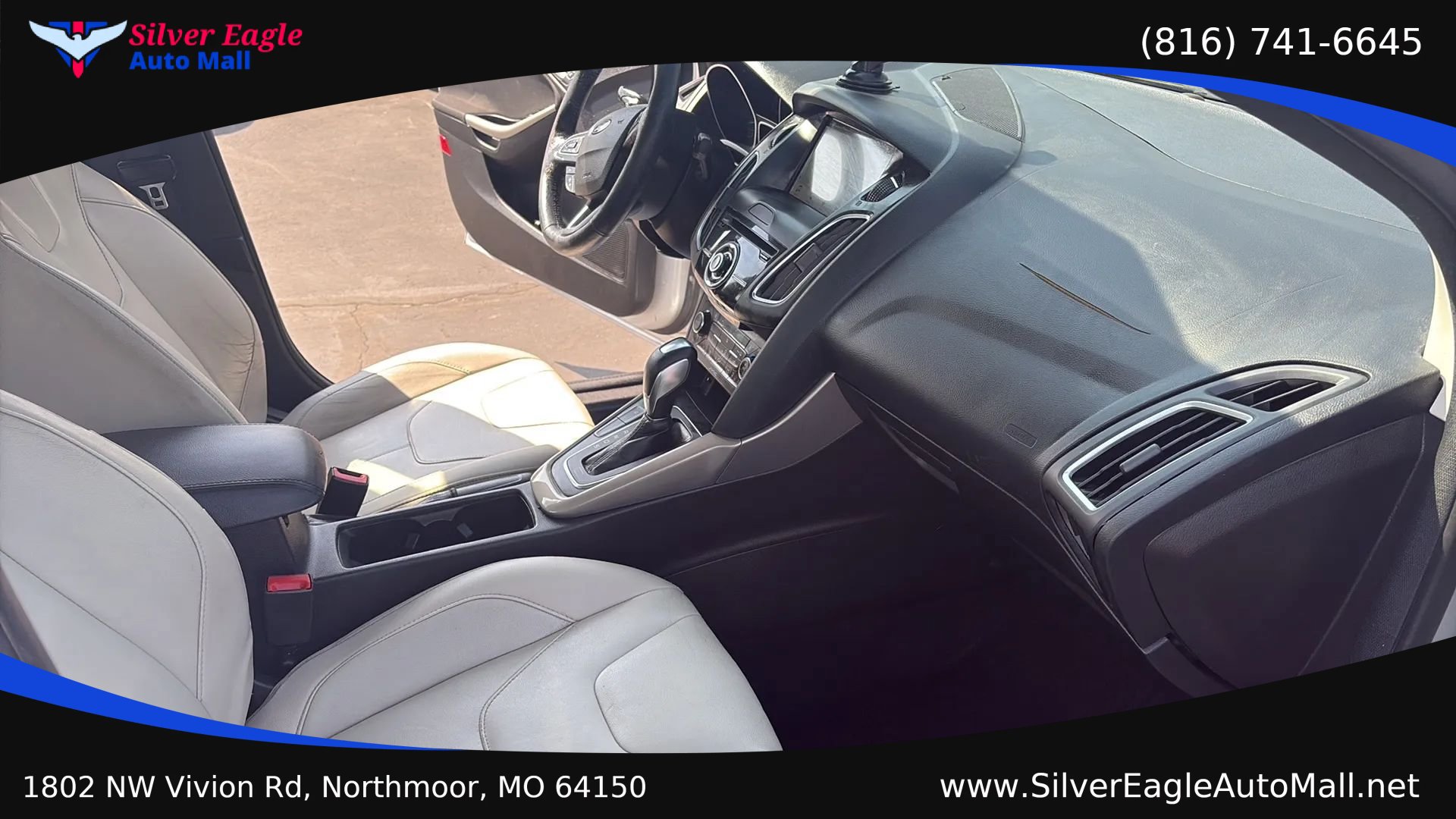 Used 2017 Ford Focus Titanium FWD image 10