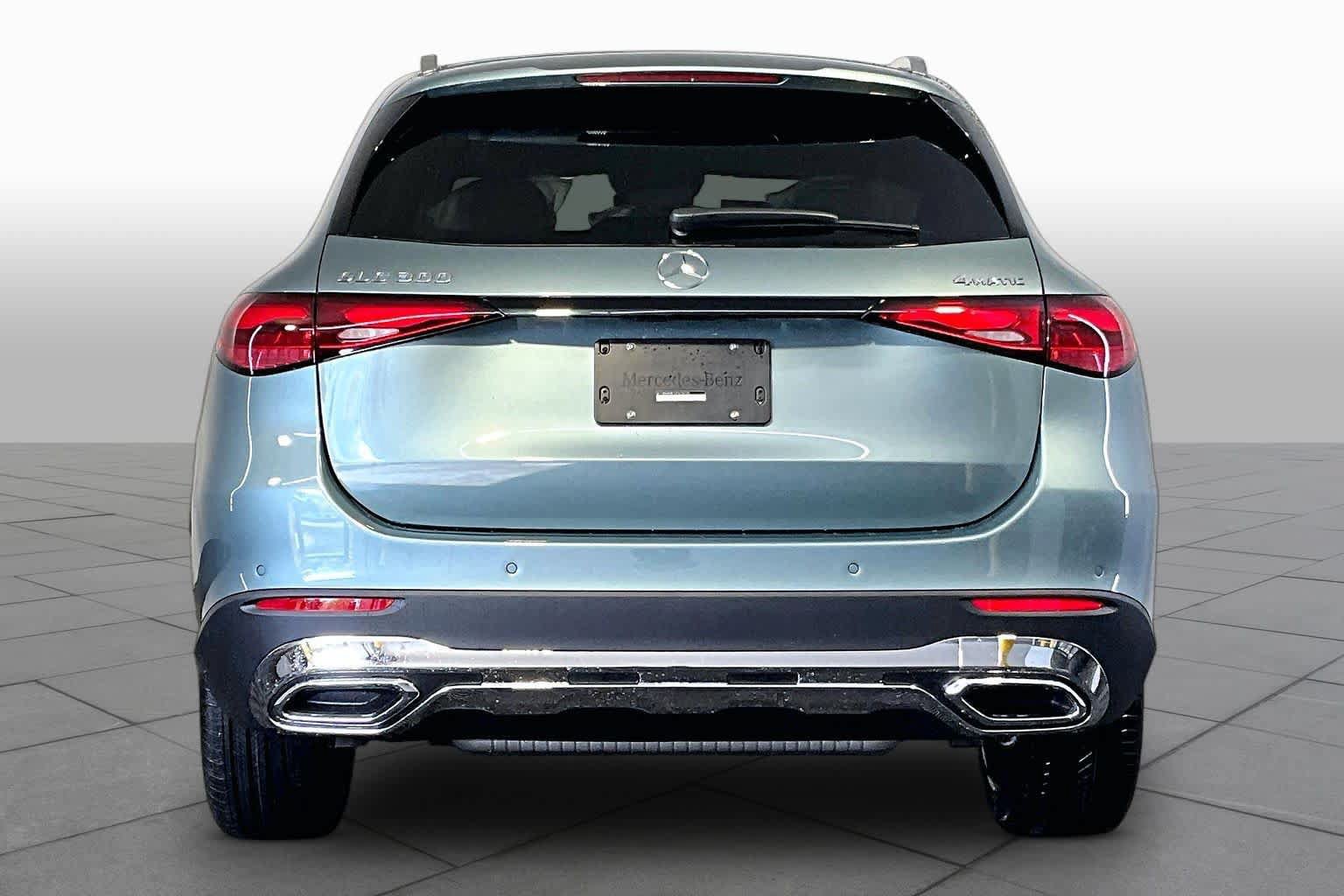 New 2027 Mercedes-Benz GLC 300 4MATIC image 4