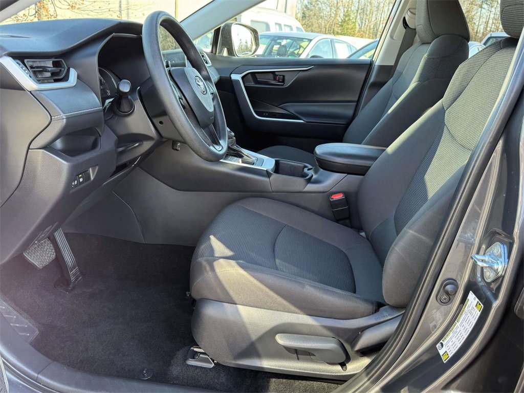 Used 2025 Toyota RAV4 LE image 19