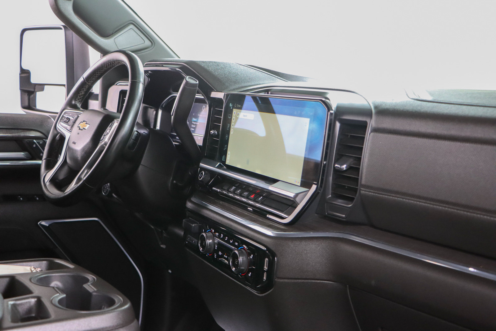 Used 2024 Chevrolet Silverado 2500 LTZ AWD/4WD image 27