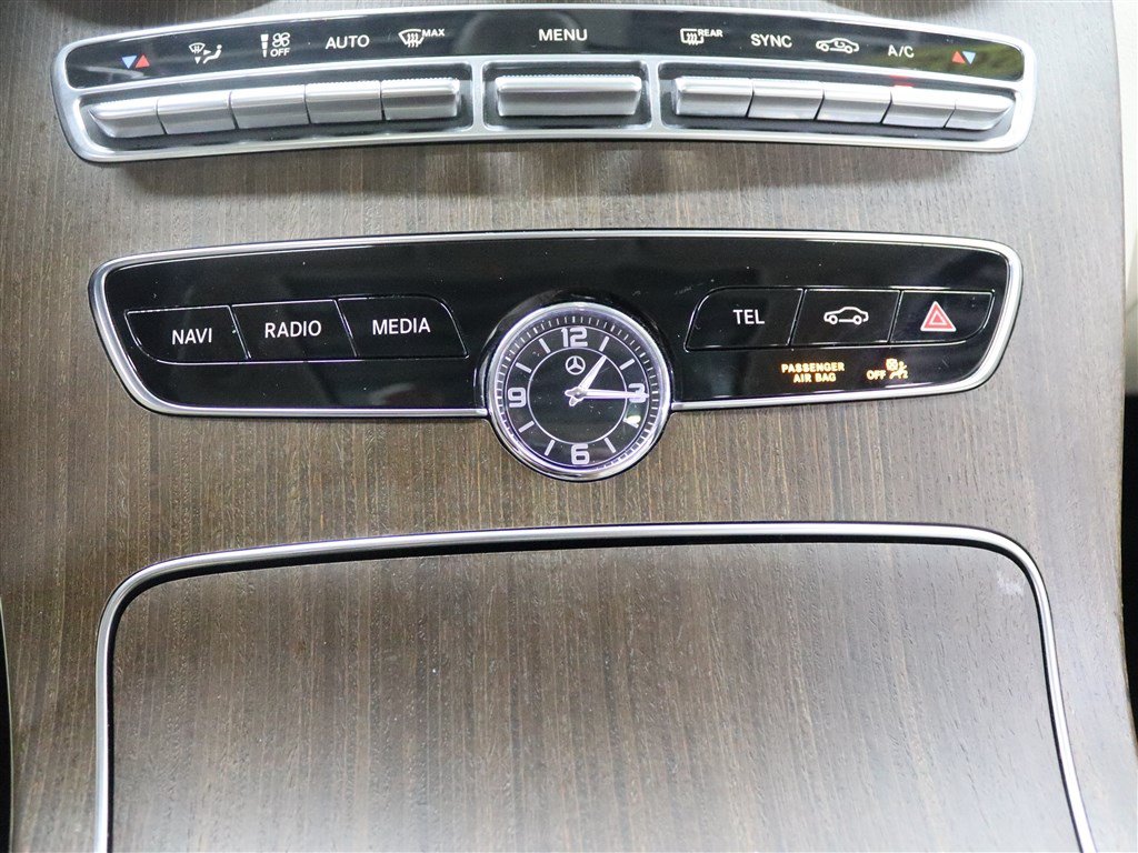 Used 2020 Mercedes-Benz C 300 4MATIC Sedan image 33