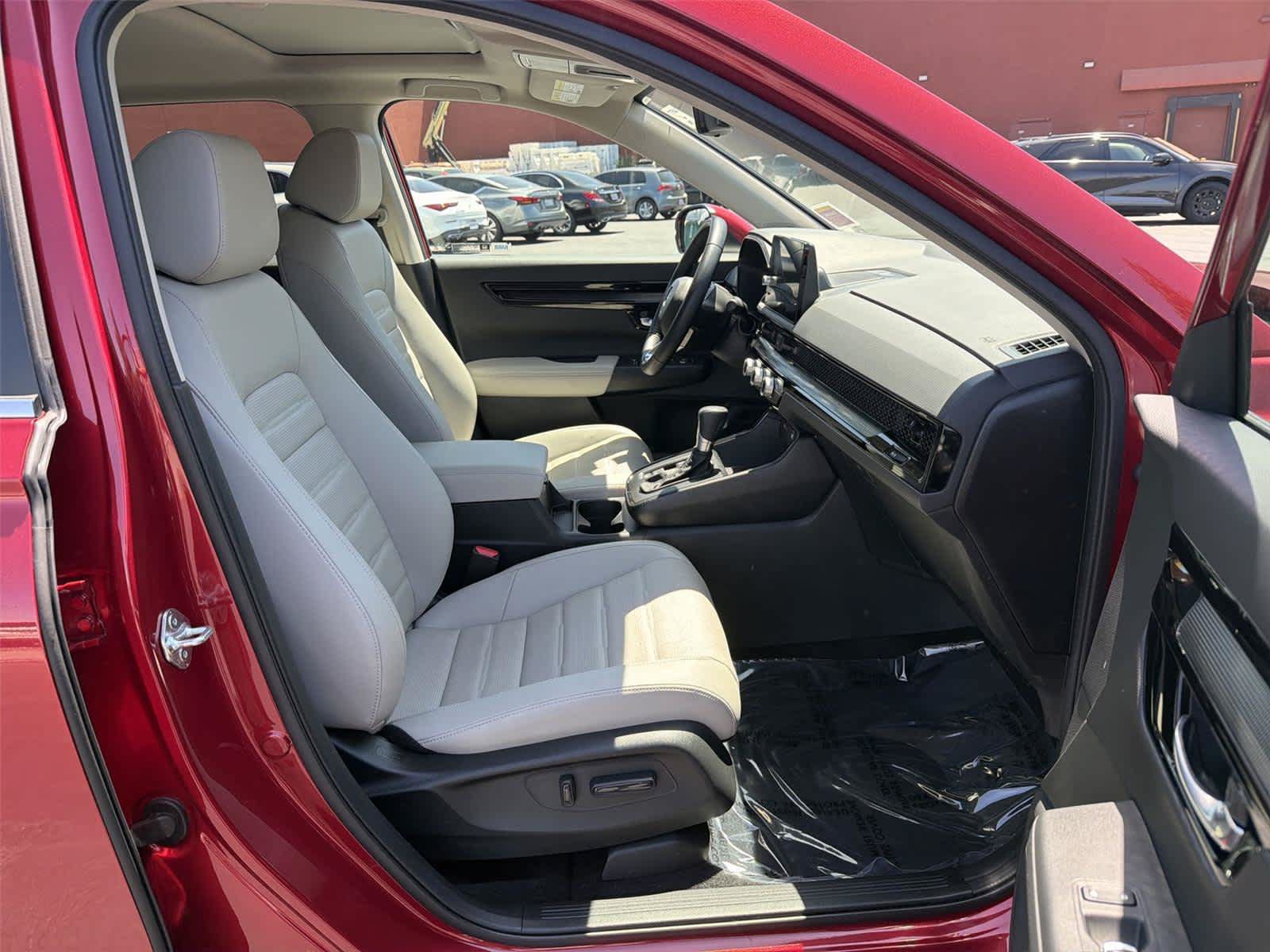 Used 2025 Honda CR-V EX-L image 15