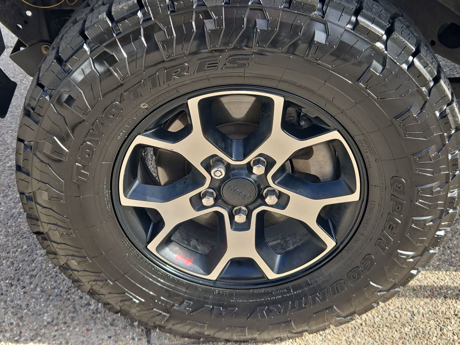 Used 2018 Jeep Wrangler Unlimited Sport AWD/4WD image 14