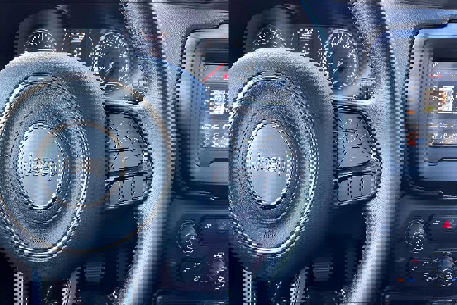 Used 2019 Jeep Renegade Altitude w/ Quick Order Package 2XM image 24