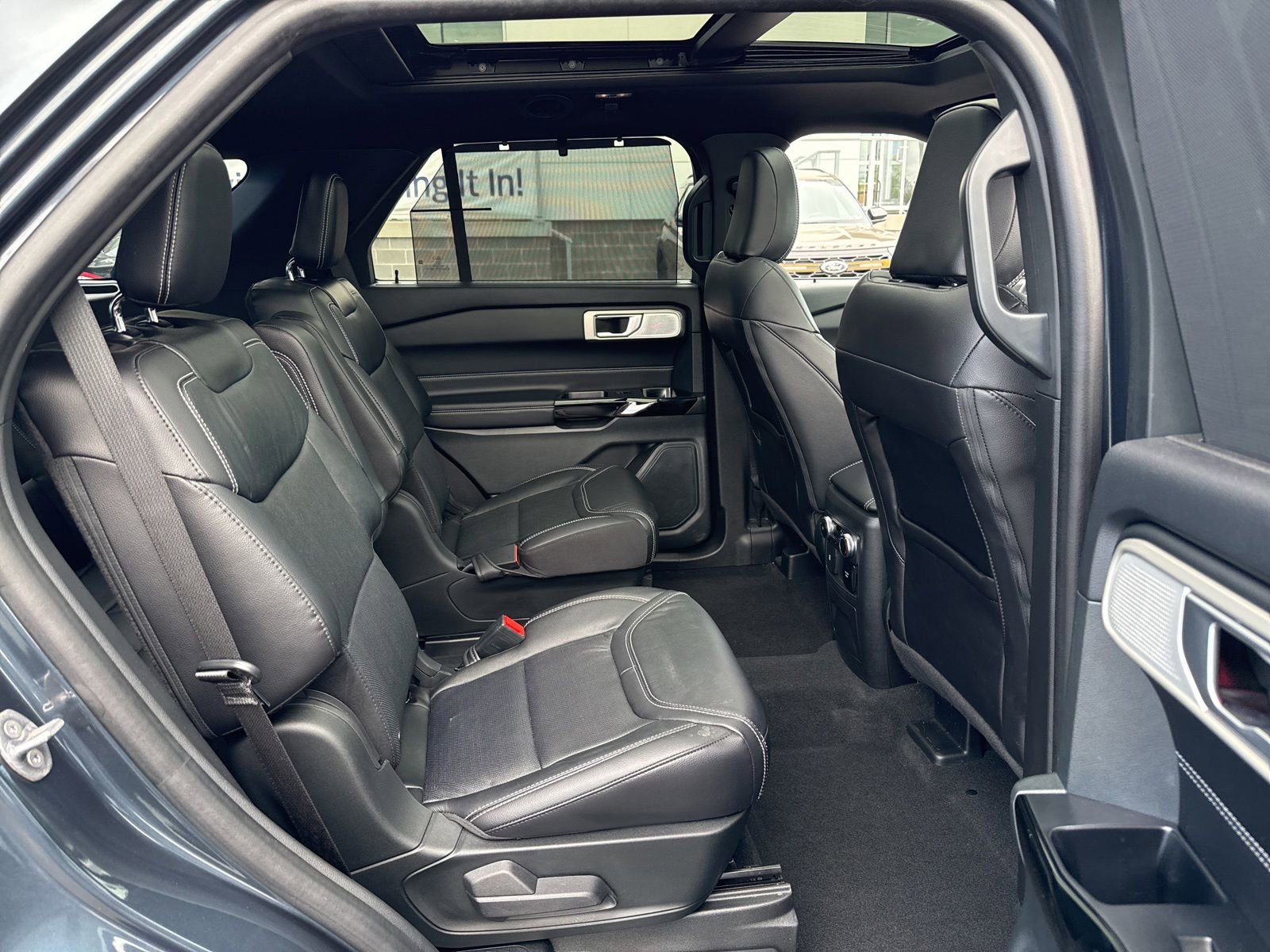Used 2023 Ford Explorer ST w/ Equipment Group 401A AWD/4WD image 11