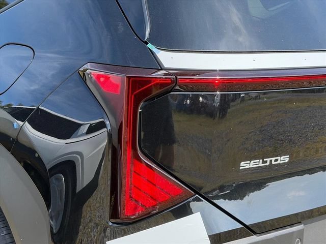 New 2027 Kia Seltos LX AWD/4WD image 17