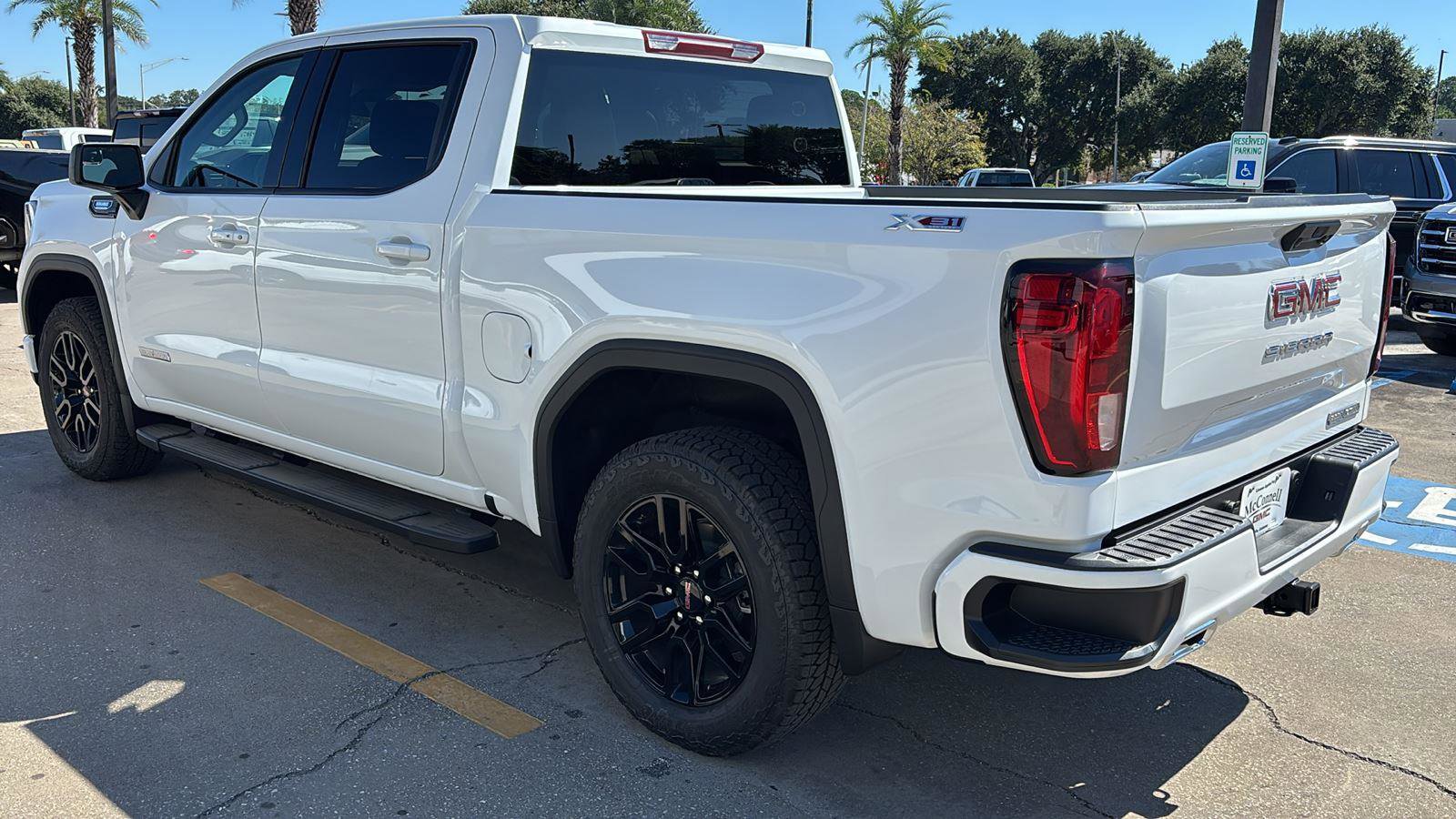 New 2026 GMC Sierra 1500 Elevation w/ X31 Off-Road Package AWD/4WD image 5