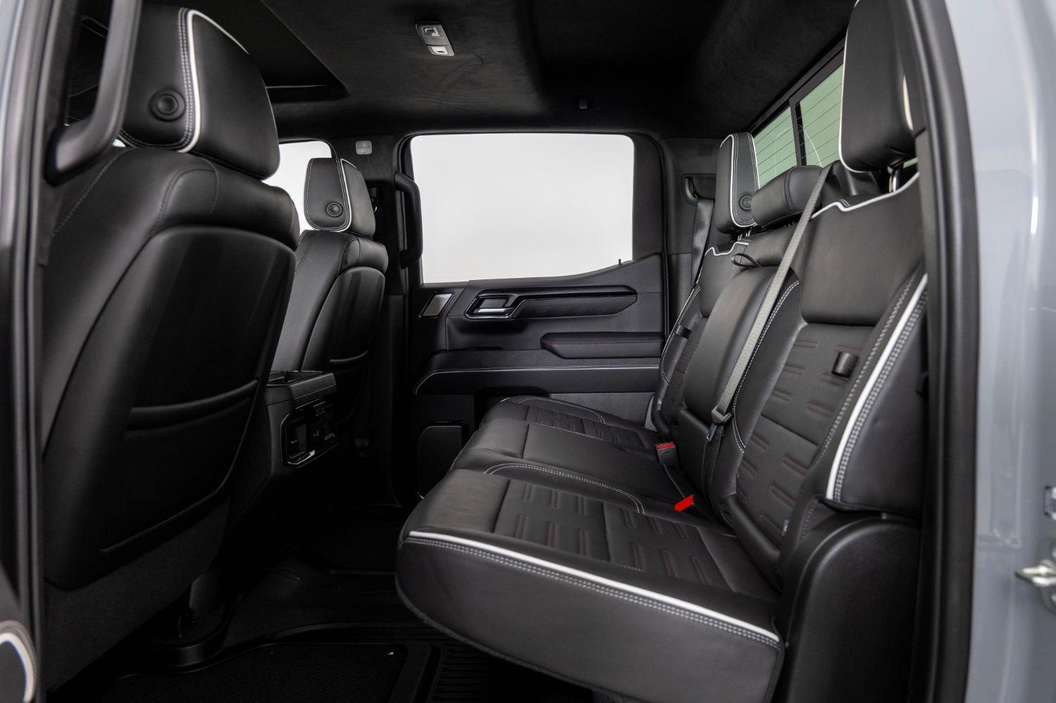 Used 2025 GMC Sierra 1500 AT4X AWD/4WD image 19