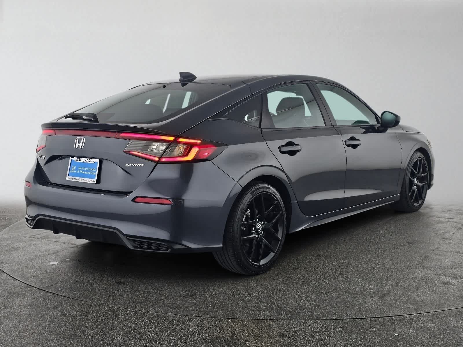 Used 2025 Honda Civic Sport image 3