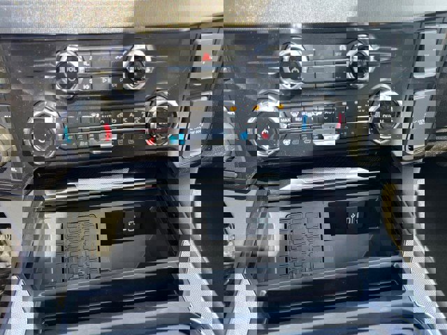 New 2025 Ford F350 Platinum w/ FX4 Off-Road Package image 14