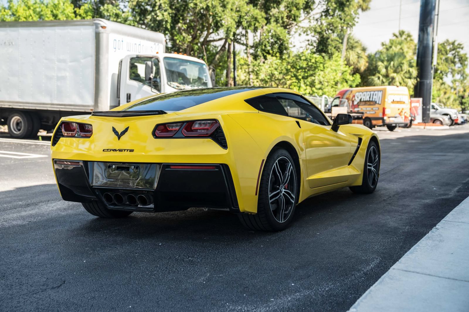 Used 2017 Chevrolet Corvette Stingray Coupe w/ 1LT RWD image 10