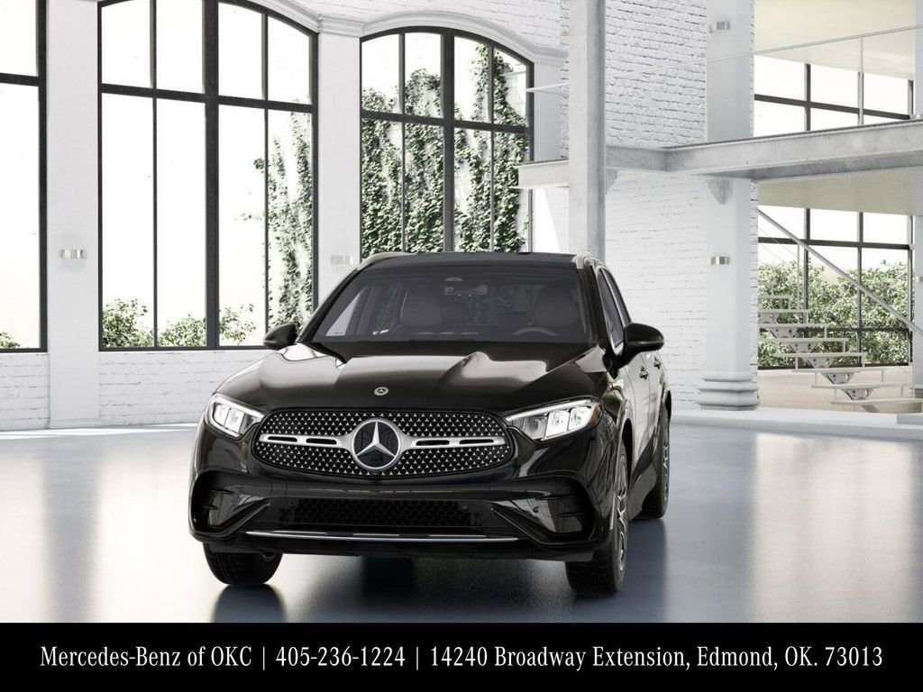 Used 2026 Mercedes-Benz GLC 300 4MATIC image 42