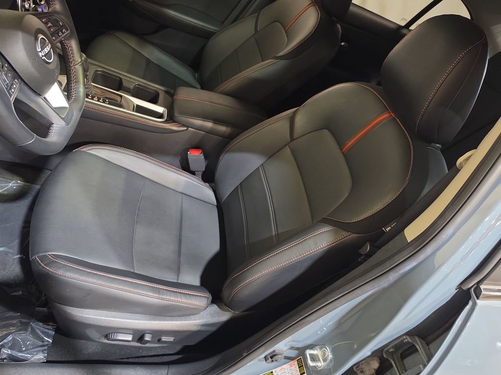Used 2024 Nissan Sentra SR w/ SR Premium Package FWD image 13