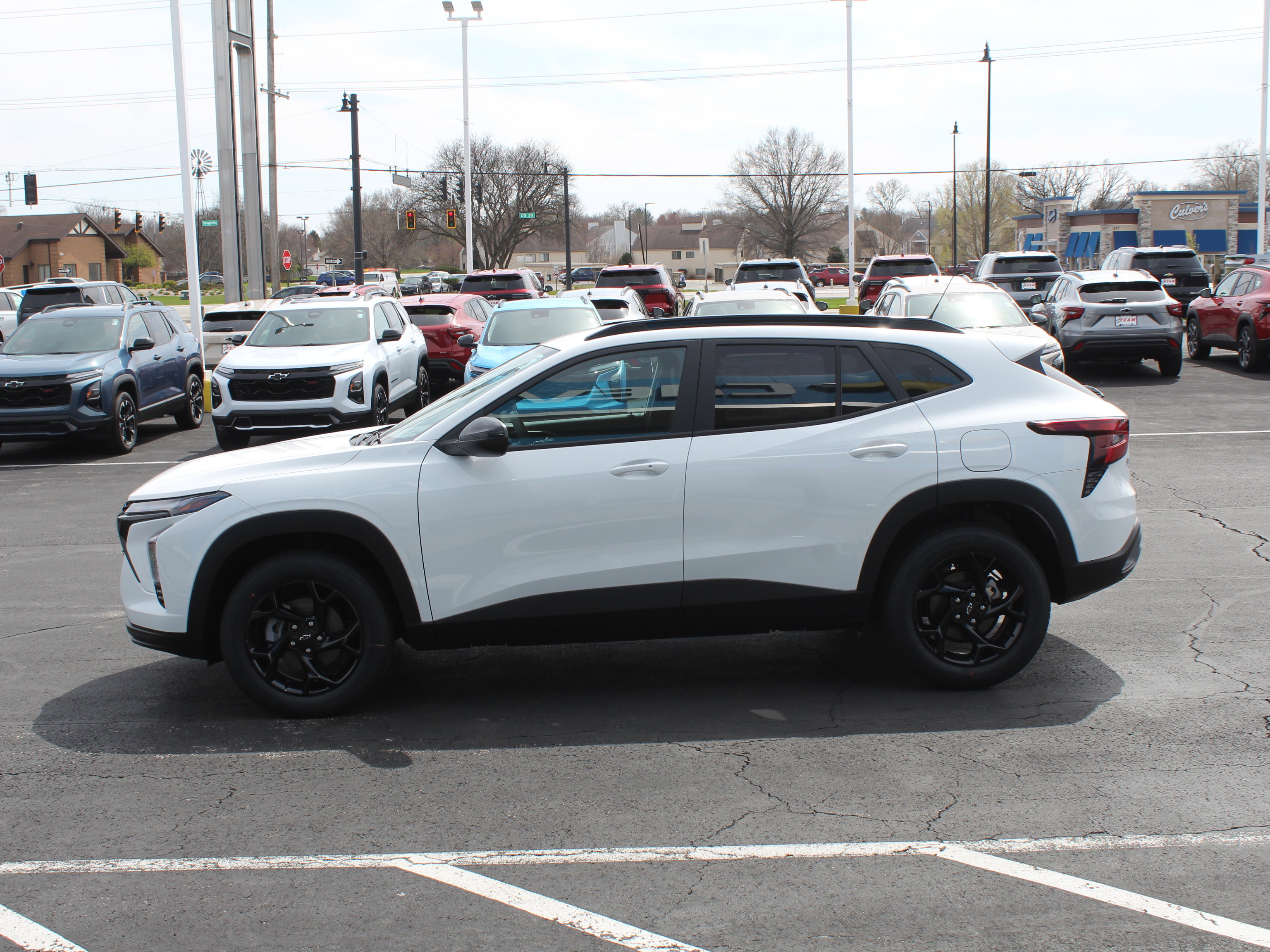 New 2026 Chevrolet Trax LT image 6