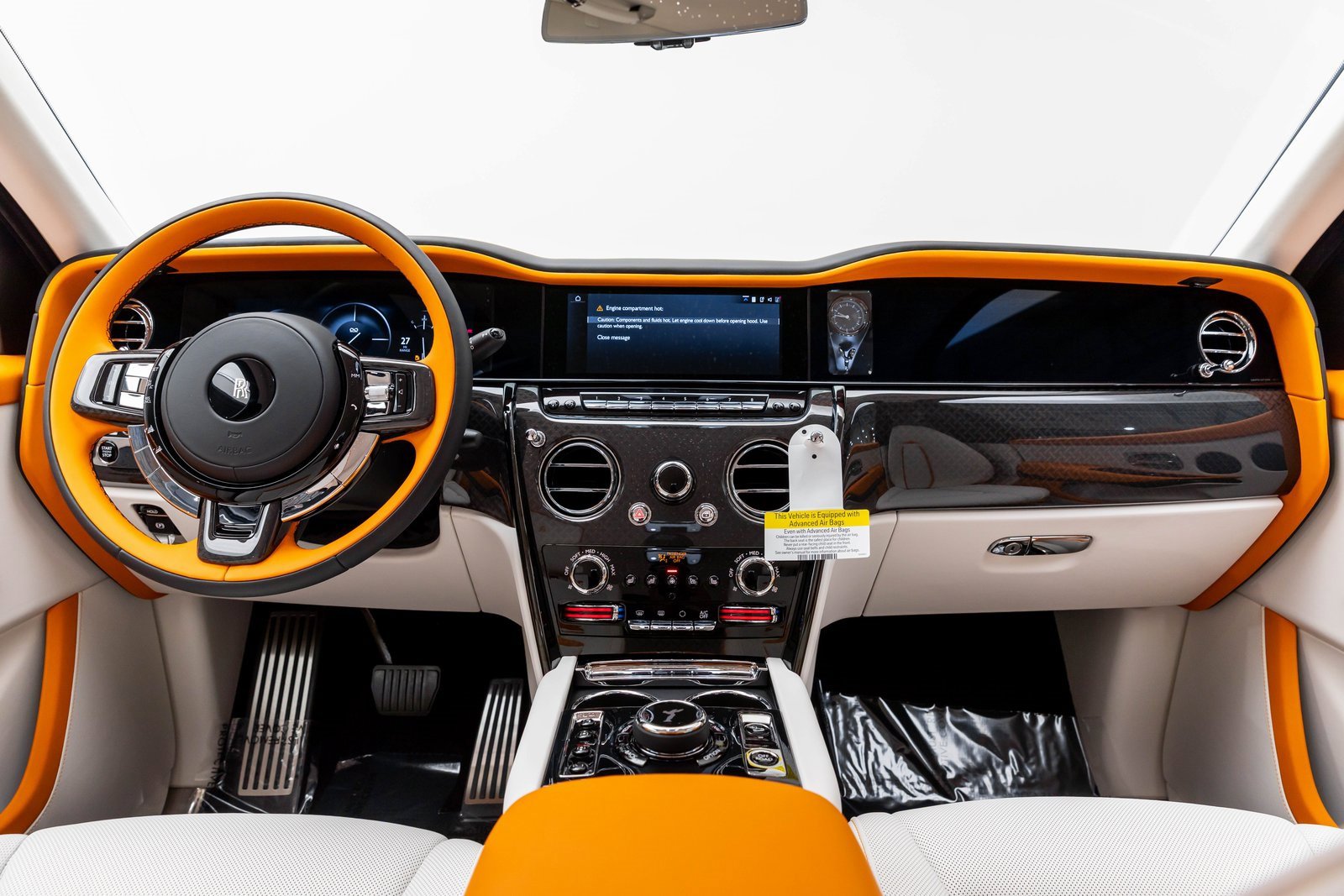 New 2026 Rolls-Royce Cullinan Black Badge image 4